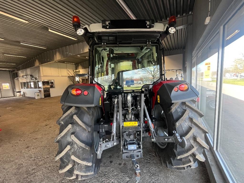 Massey Ferguson 4708M ESSENTIAL Tractors