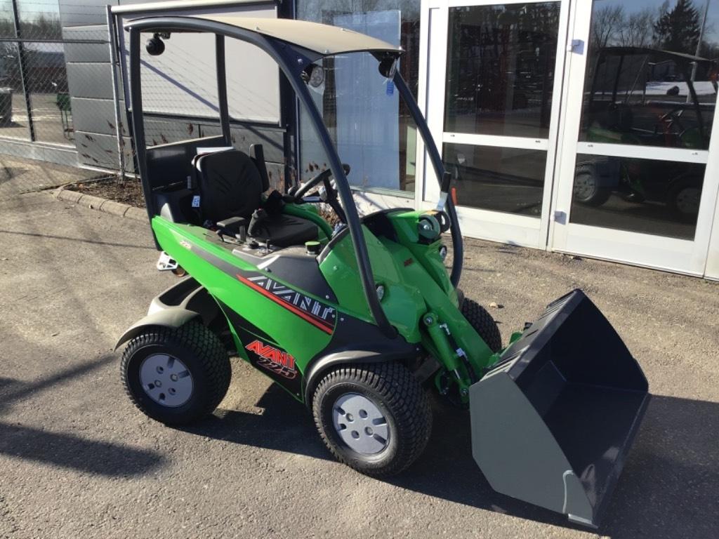 Avant 225 Utility machines