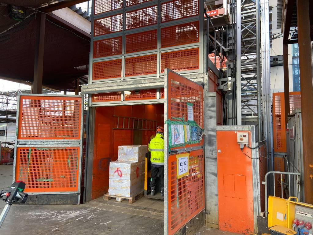 Alimak Mammoth TM 55/46 FC Construction hoists