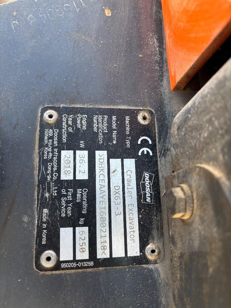 Doosan DX 63-3 Excavadoras de cadenas