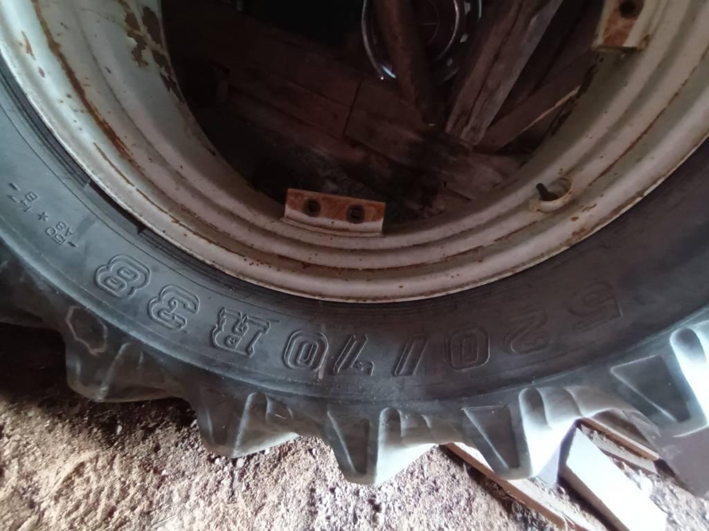  Levikepyörät 520/70/R38 Tyres, wheels and rims