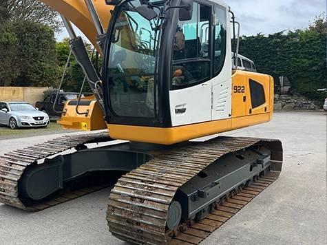 Liebherr R 922 Crawler excavators