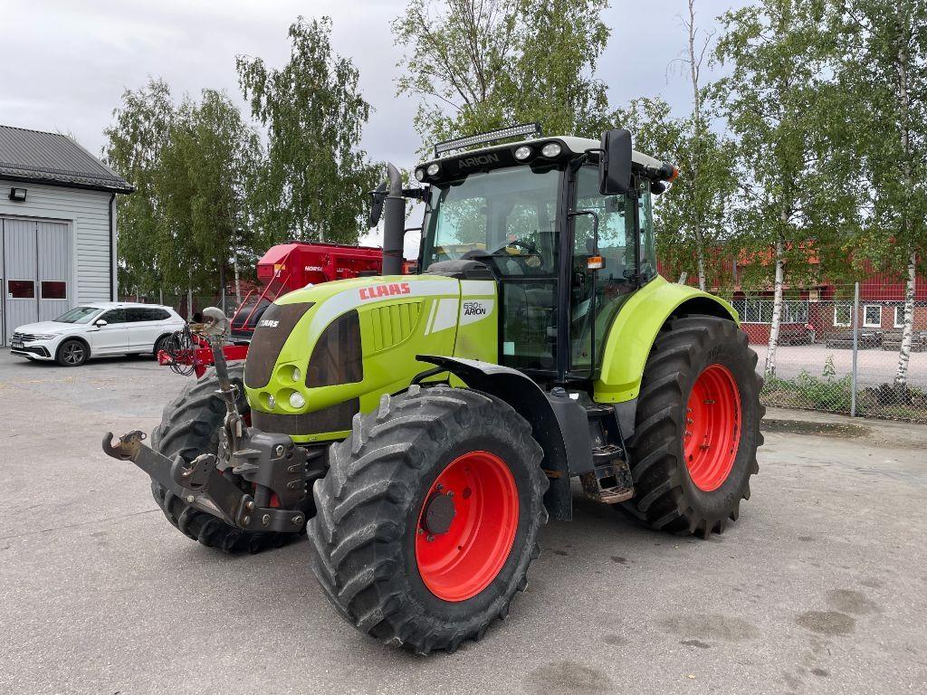CLAAS Arion 630 C Tractors