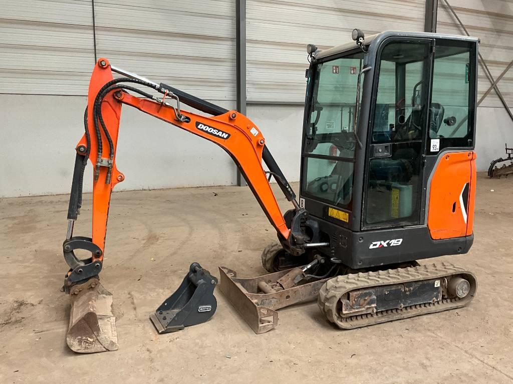 Doosan DX 19 Minibagger < 7t