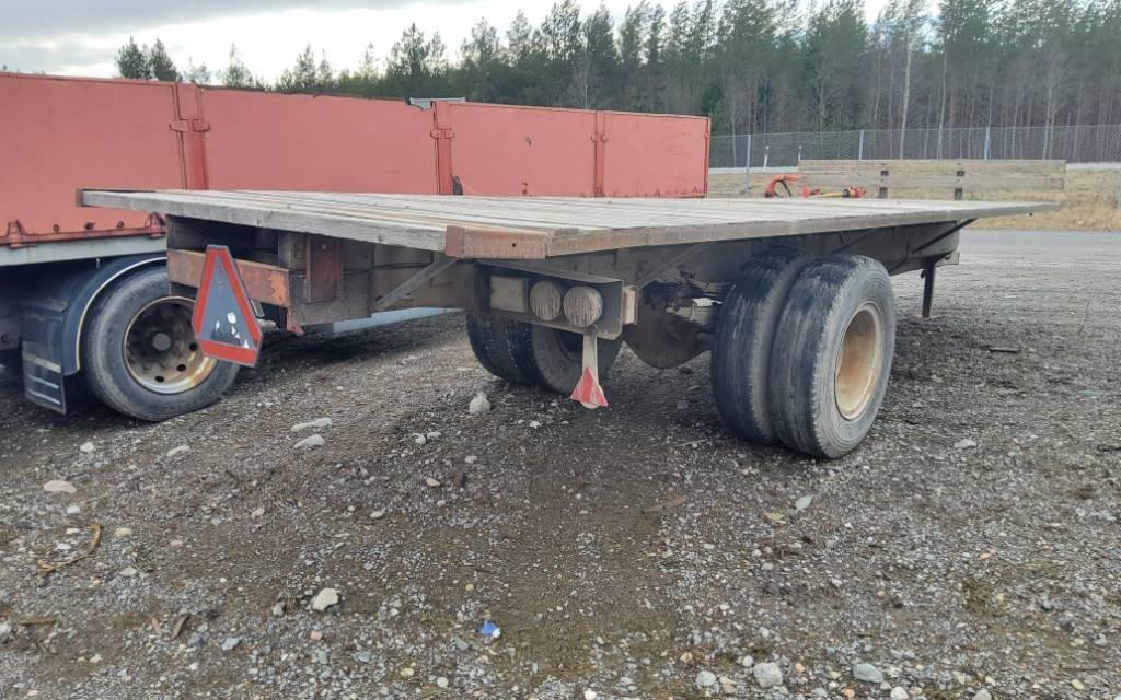 Paalivaunu omatekoinen Bale trailers