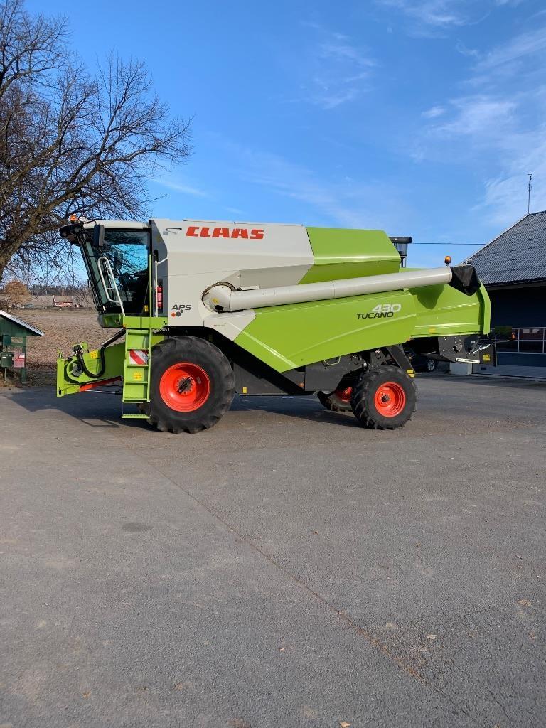 CLAAS 430 tucano Mejetærskere