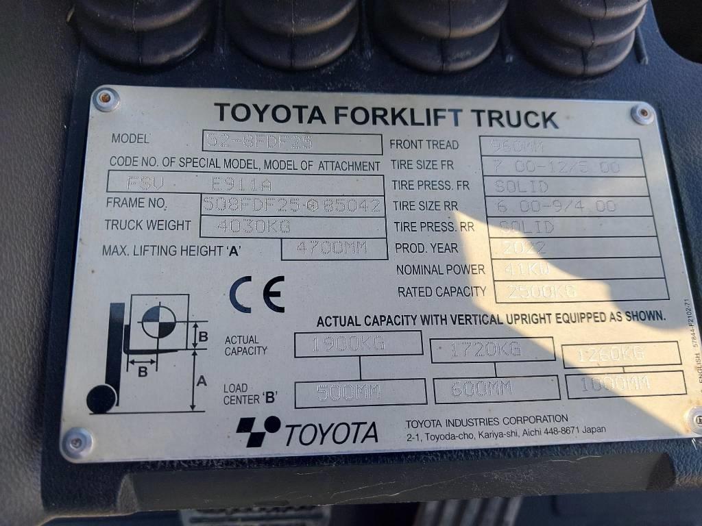Toyota 52-8 FD F 25 Diesel forklifts
