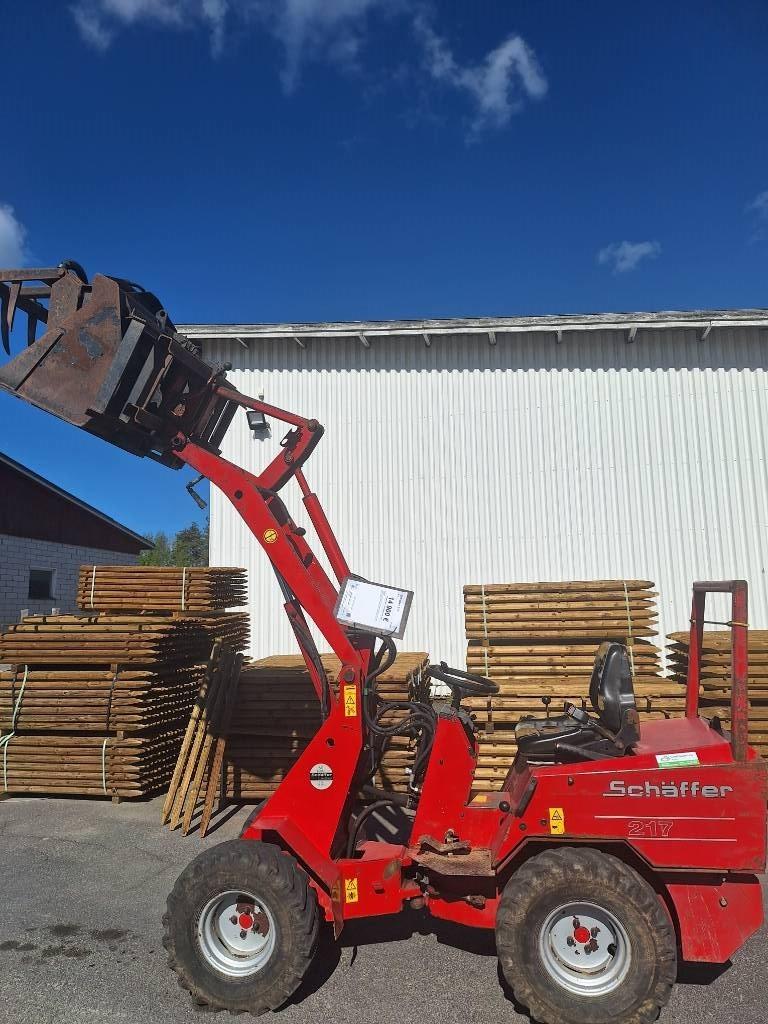 Schäffer 217 Mini loaders