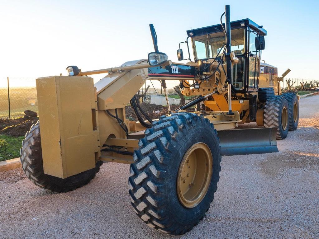 CAT 12 H VHP Plus Niveladoras