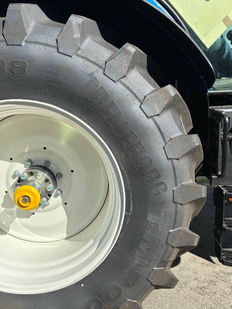 New Holland T7.225AC FLP Traktorer