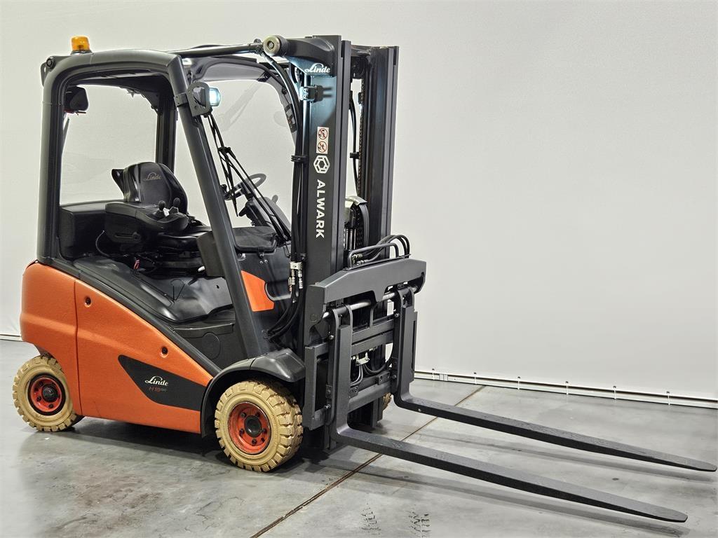 Linde H18T LPG (dujiniai) krautuvai