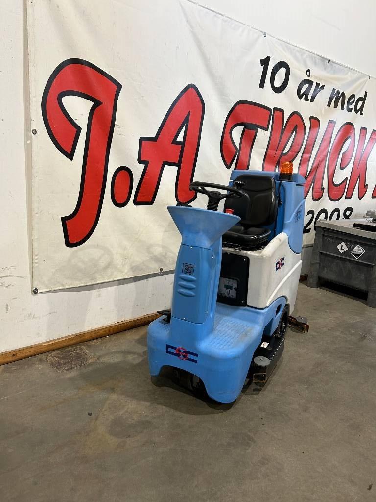 DEC RS71. Skurmaskin Combination sweeper scrubbers