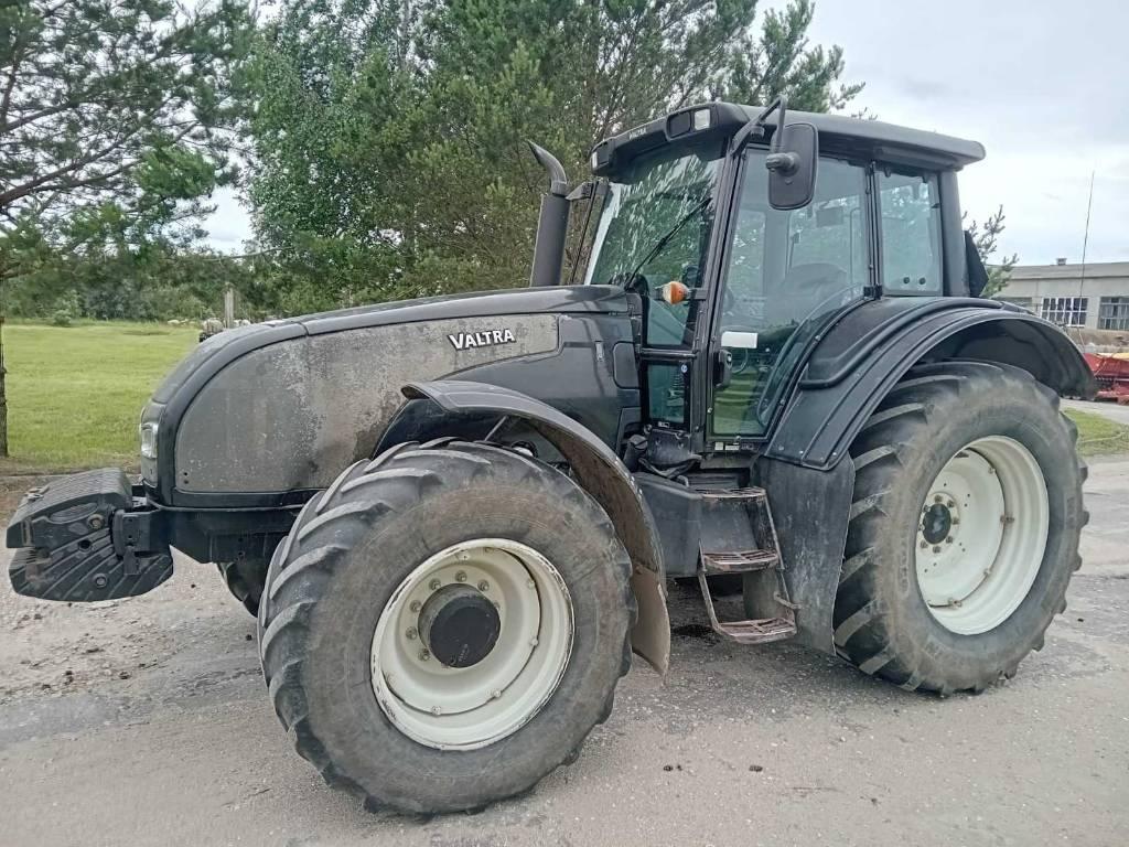 Valtra T 171 Trattori