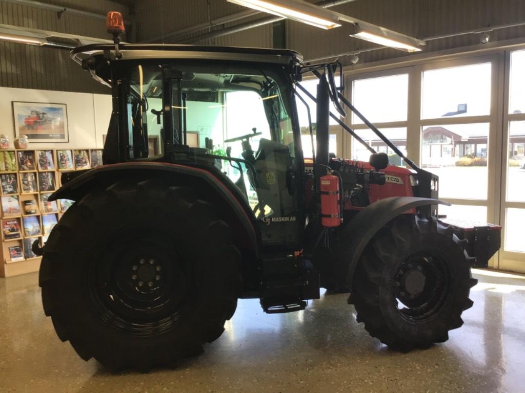 Massey Ferguson 4708 Tractors