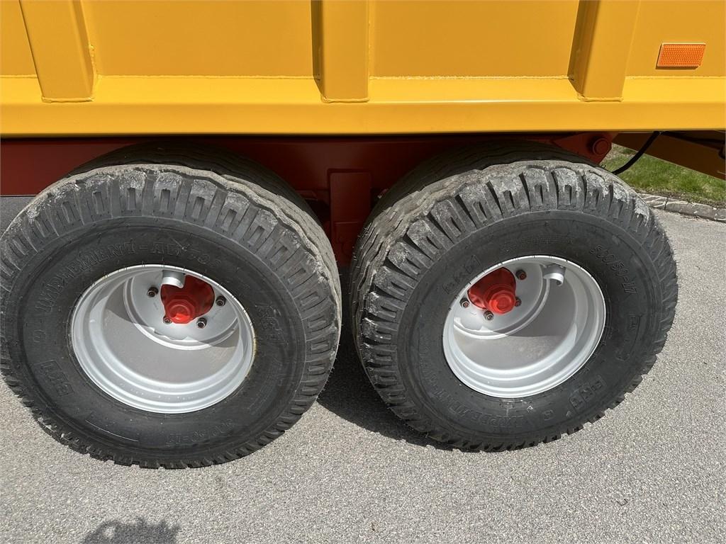 Möre T-041/K Tippvagnar