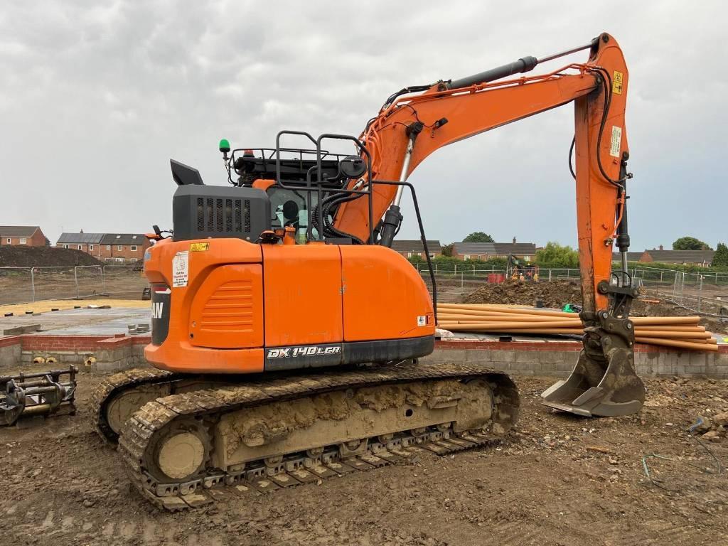 Doosan DX 140 LCR-3 Crawler excavators