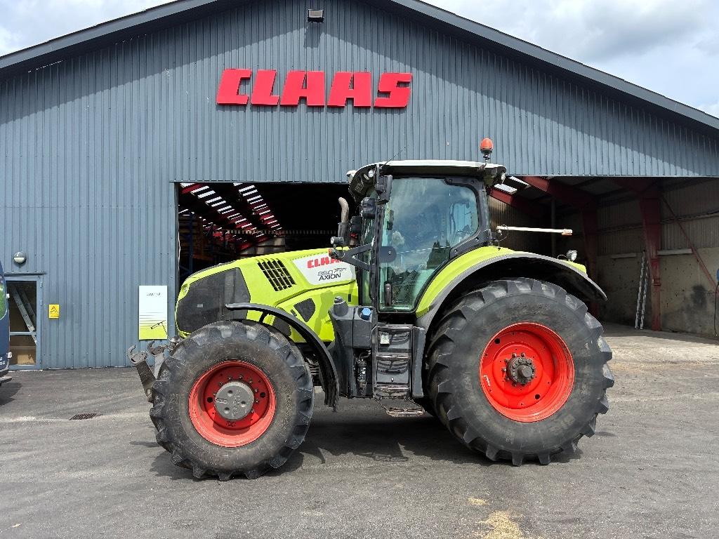 CLAAS Axion 850 Cmatic Trattori