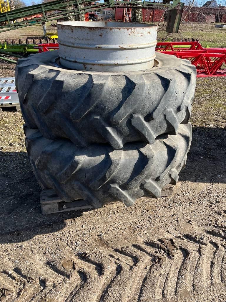 Michelin 16.9-28 Tyres, wheels and rims