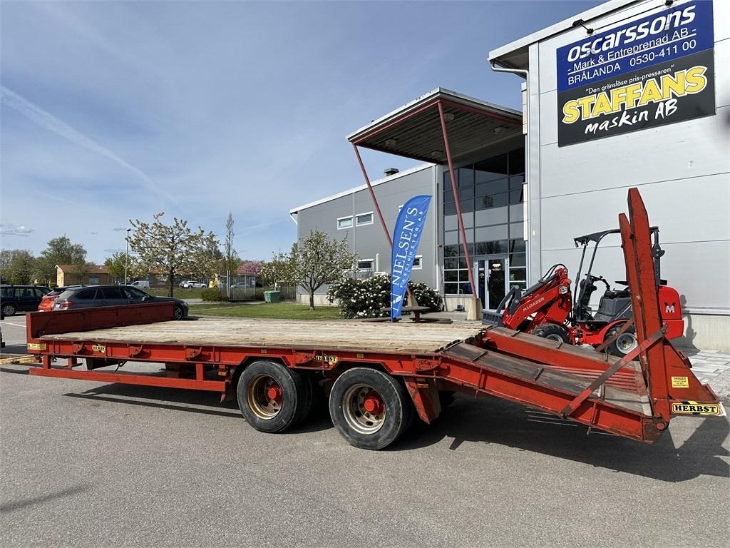 Herbst 14t Maskintransporter