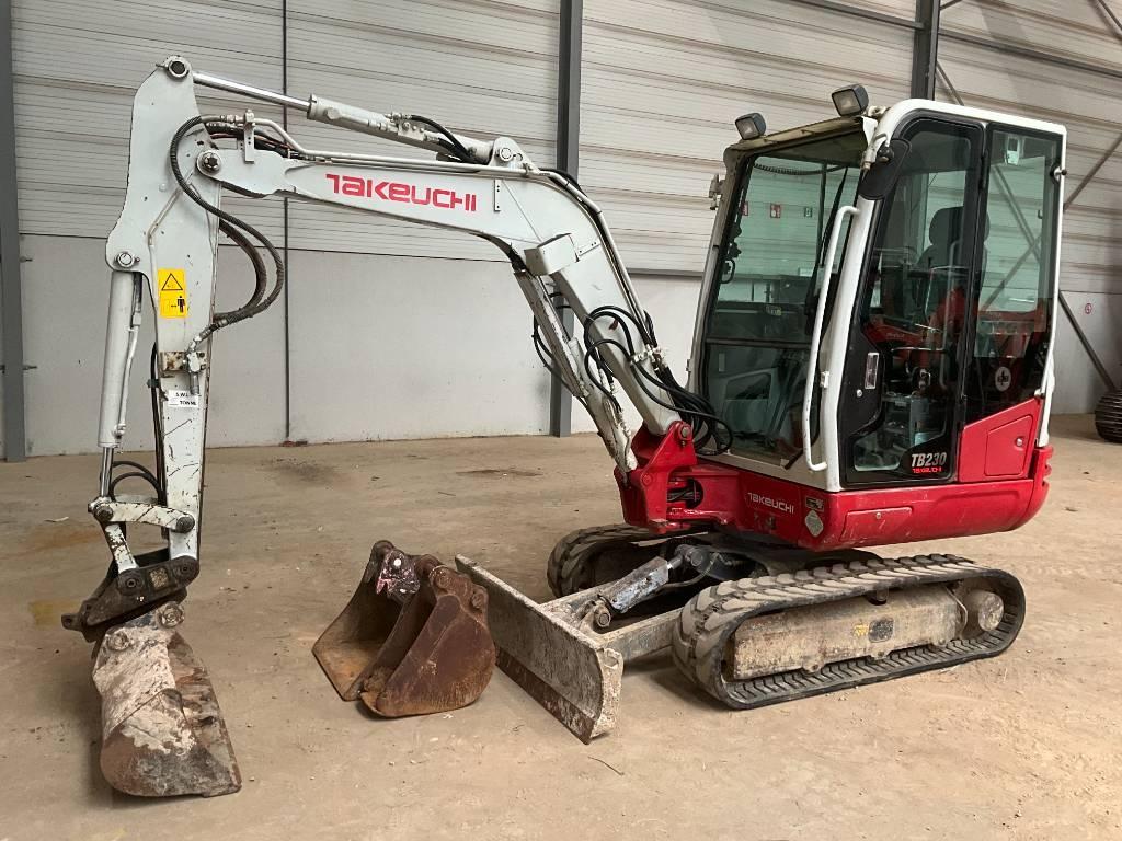 Takeuchi TB 230 Minibagger < 7t