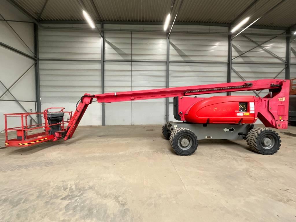 JLG 800 AJ Gelenkteleskoparbeitsbühnen