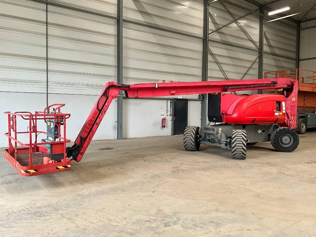 JLG 800 AJ Gelenkteleskoparbeitsbühnen