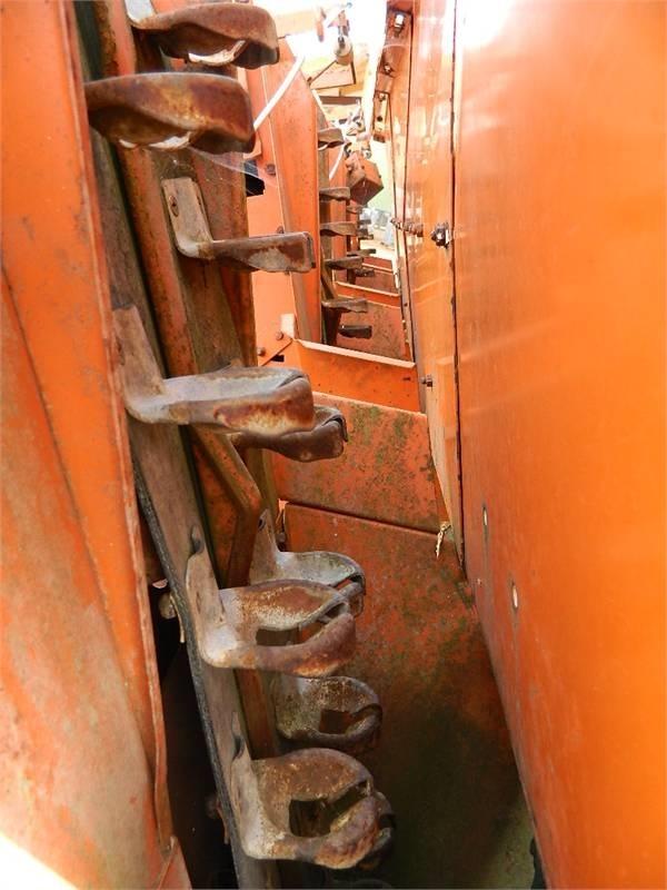 Underhaug 4 Stādāmās mašīnas