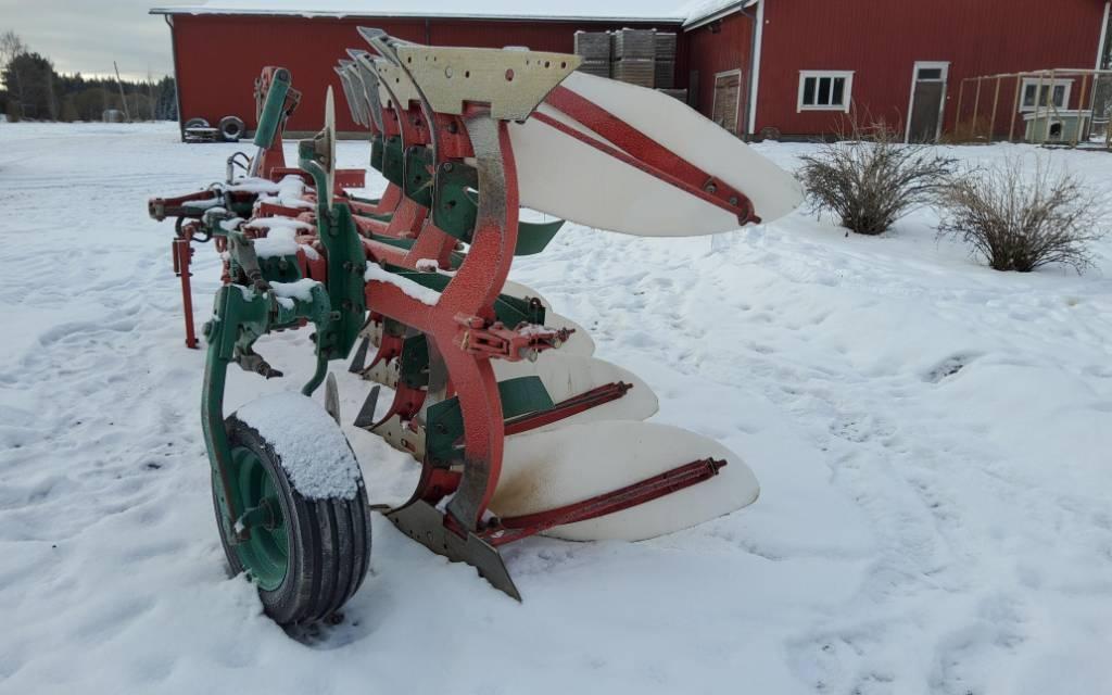 Kverneland ES80 Arados reversibles suspendidos