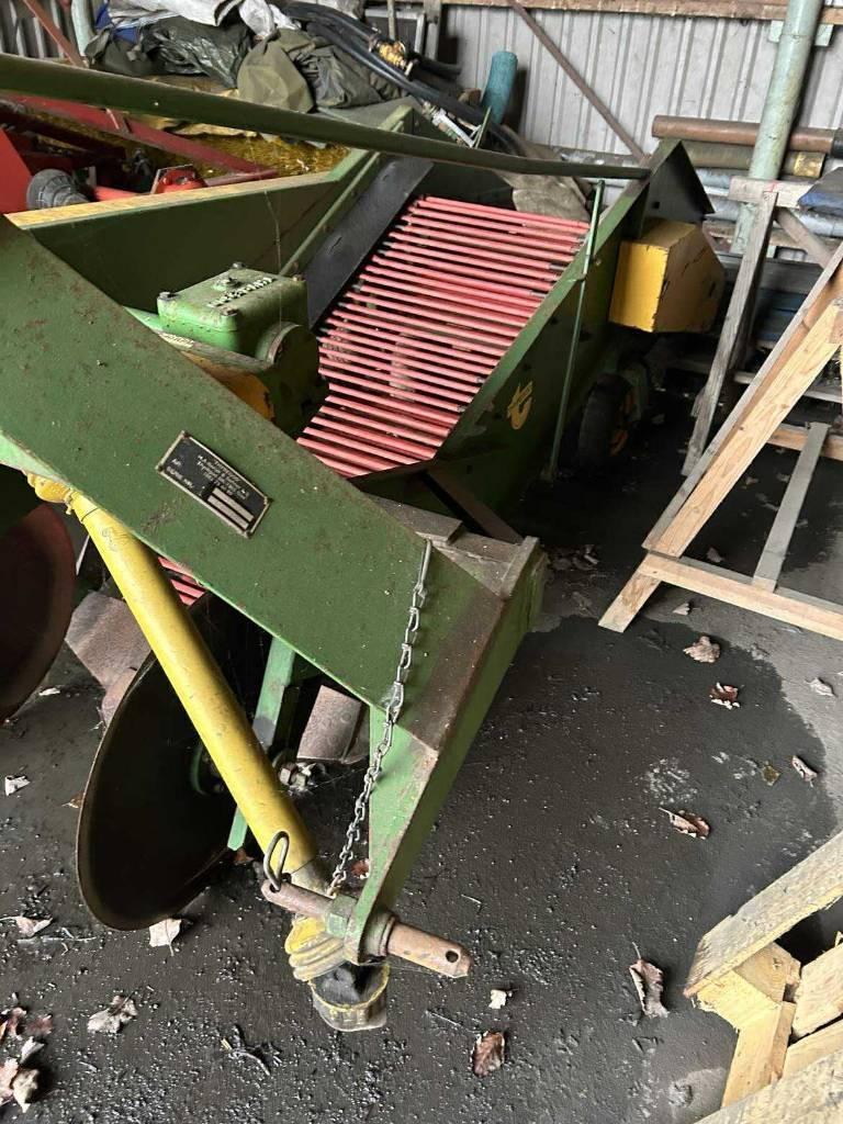 Thyregod Frilægger Kartoffellegemaschinen