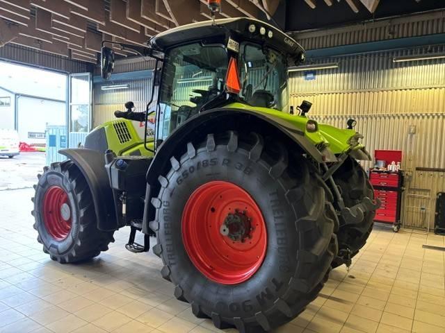 CLAAS Axion 870 Cmatic Tractors