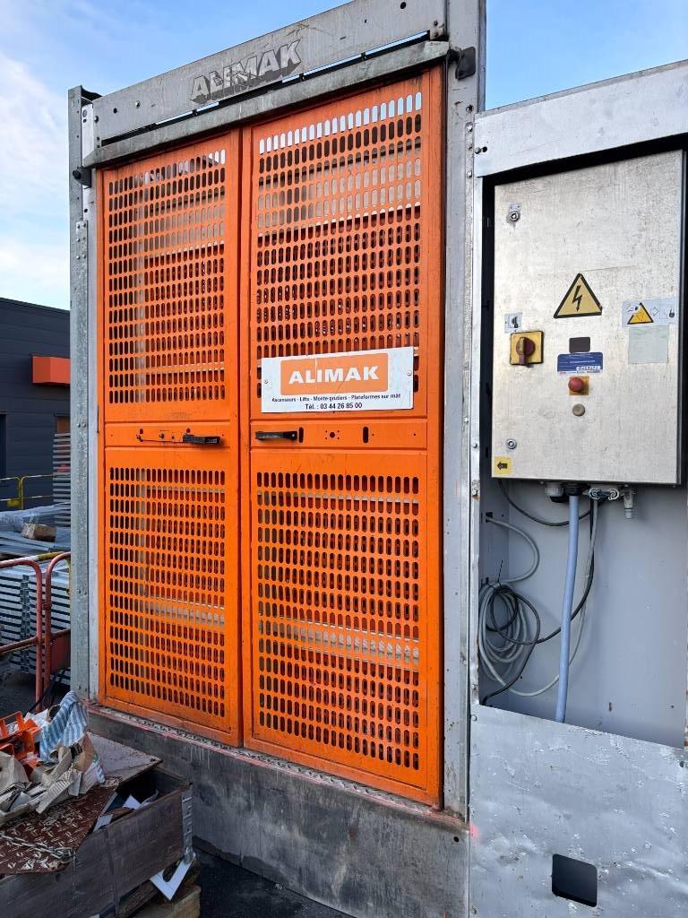 Alimak Scando 650 Construction hoists