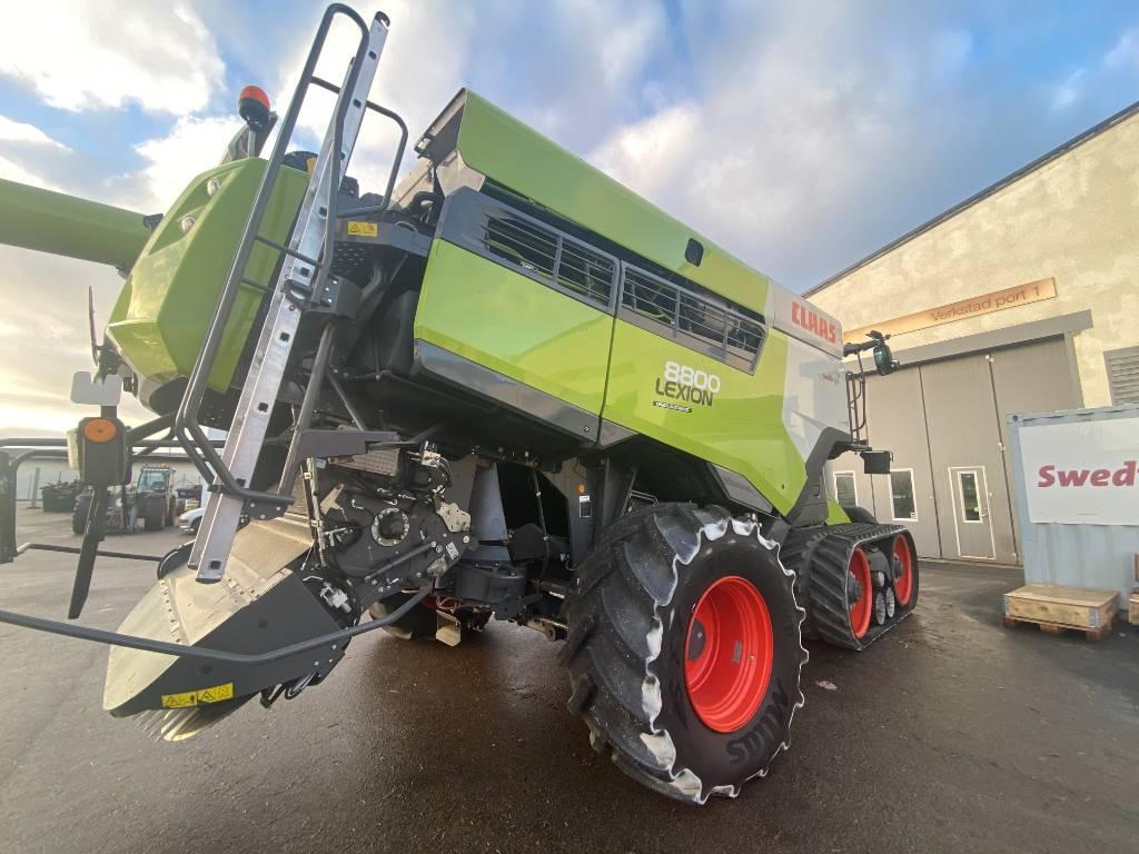 CLAAS Lexion 8800 TT Combine harvesters