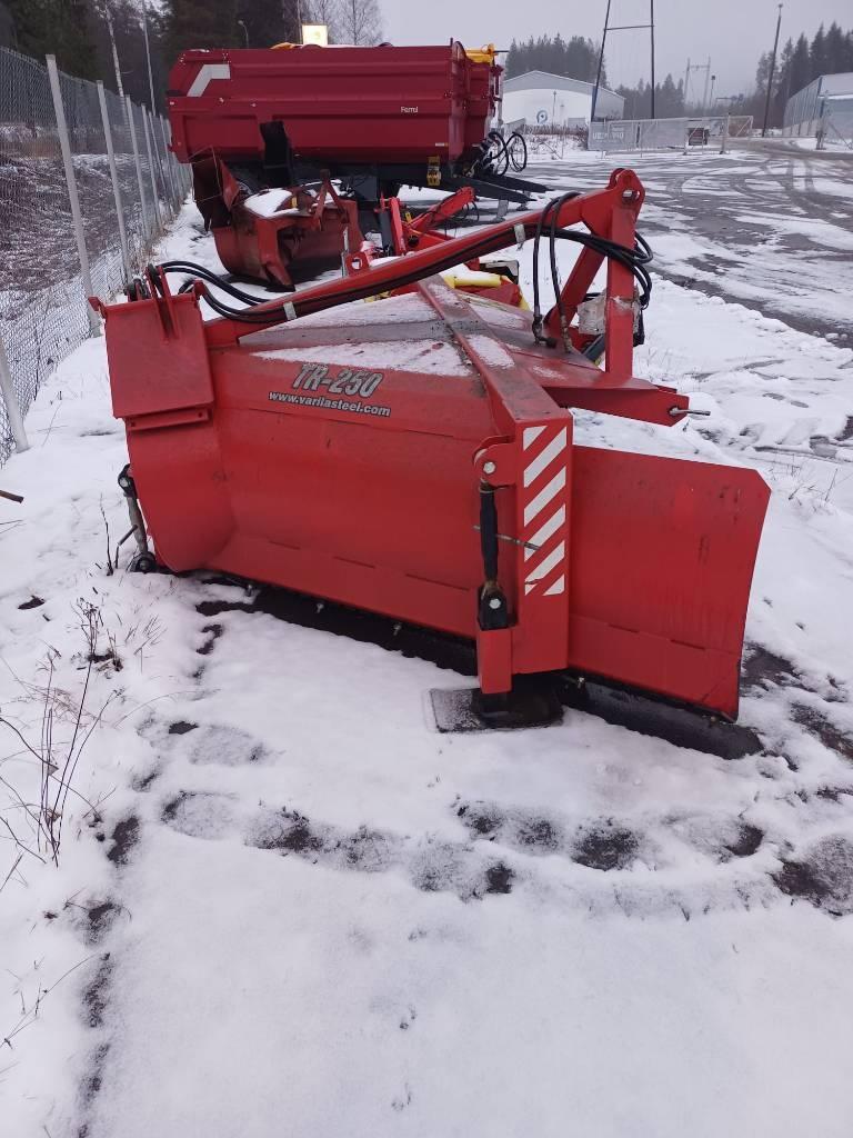 Varila Steel TR 250 Schneefräse