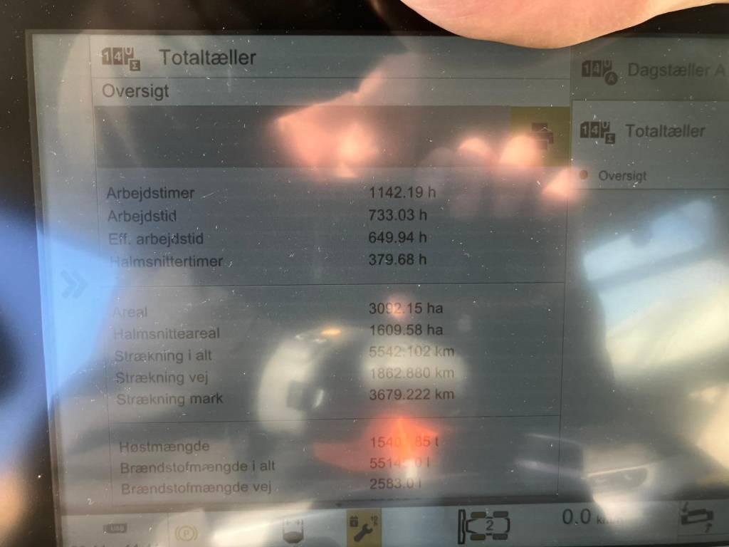 CLAAS Lexion 8800 TT - 4 WD Mietitrebbiatrici