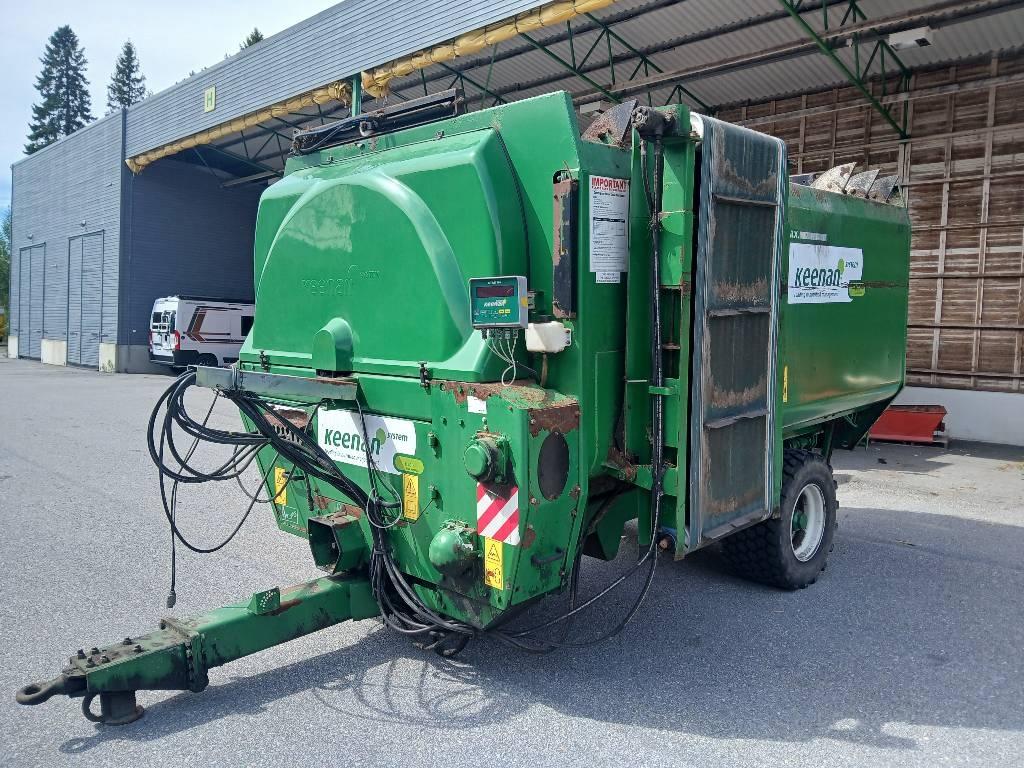 Keenan 160  BH Alimentador de animales