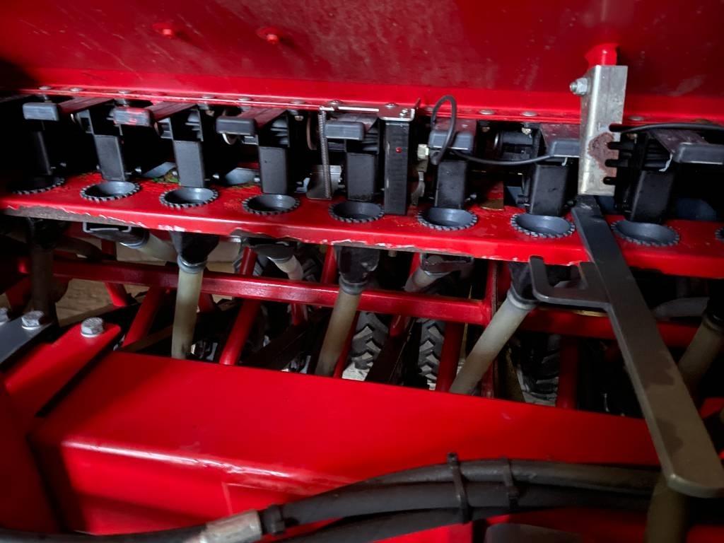 Tume Titan3000 Seminatrici combinate