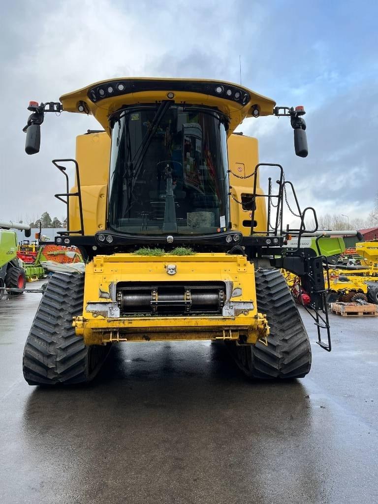 New Holland CR 9.90 Mietitrebbiatrici
