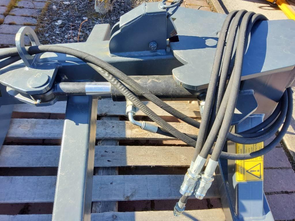 Hapa Juontokoura, runkosylinterillä Krane und Lader