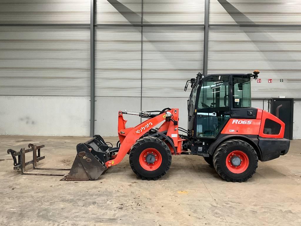 Kubota R 065 Pale gommate
