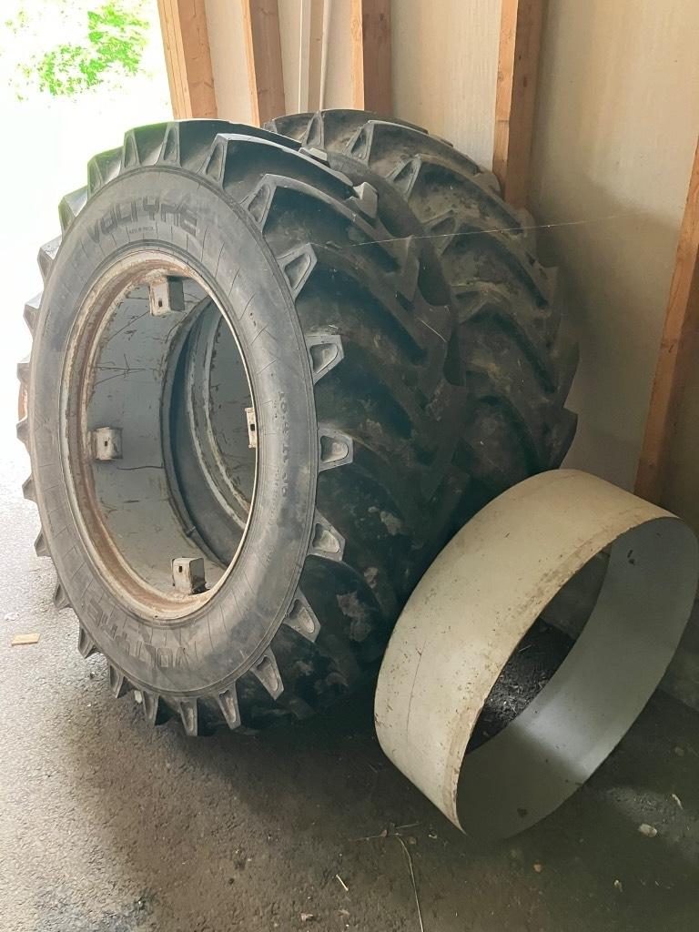  PARIPYÖRÄT 18.4R38 Pneumatici, ruote e cerchioni