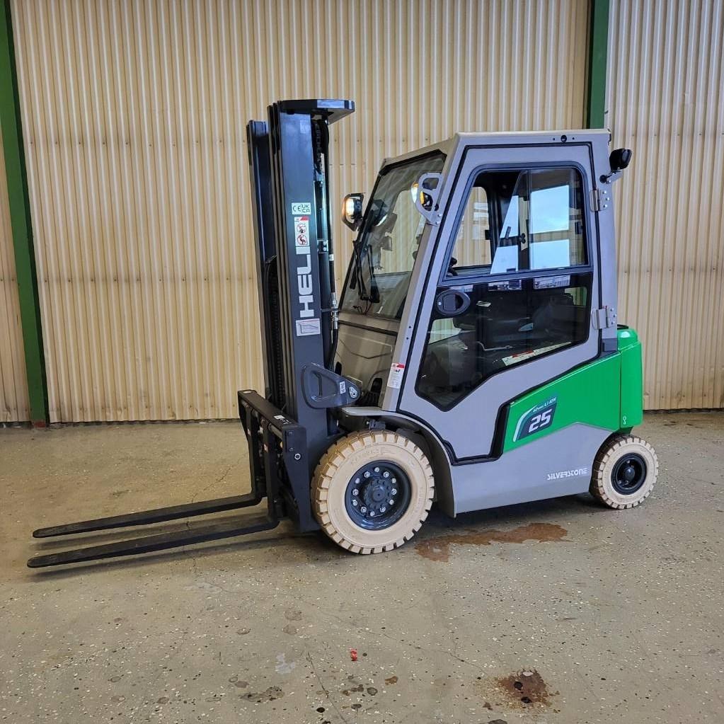 Heli CPD25 2500 kg 5-6000 mm HYR/KÖP Electric forklift trucks