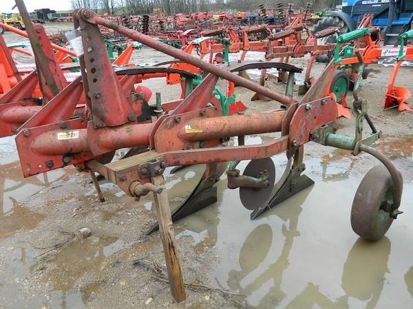 Kverneland 3 Parastie arkli