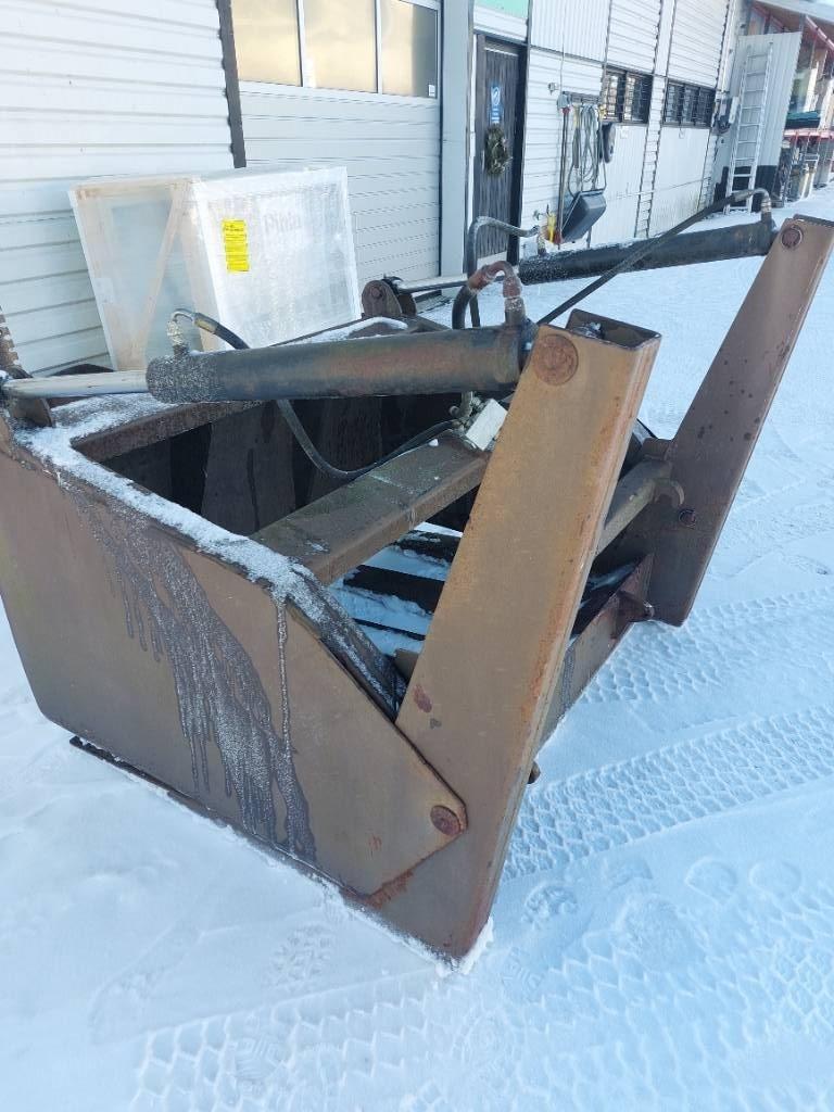  Seme rehuleikkuri 155 Accessori per pale frontali