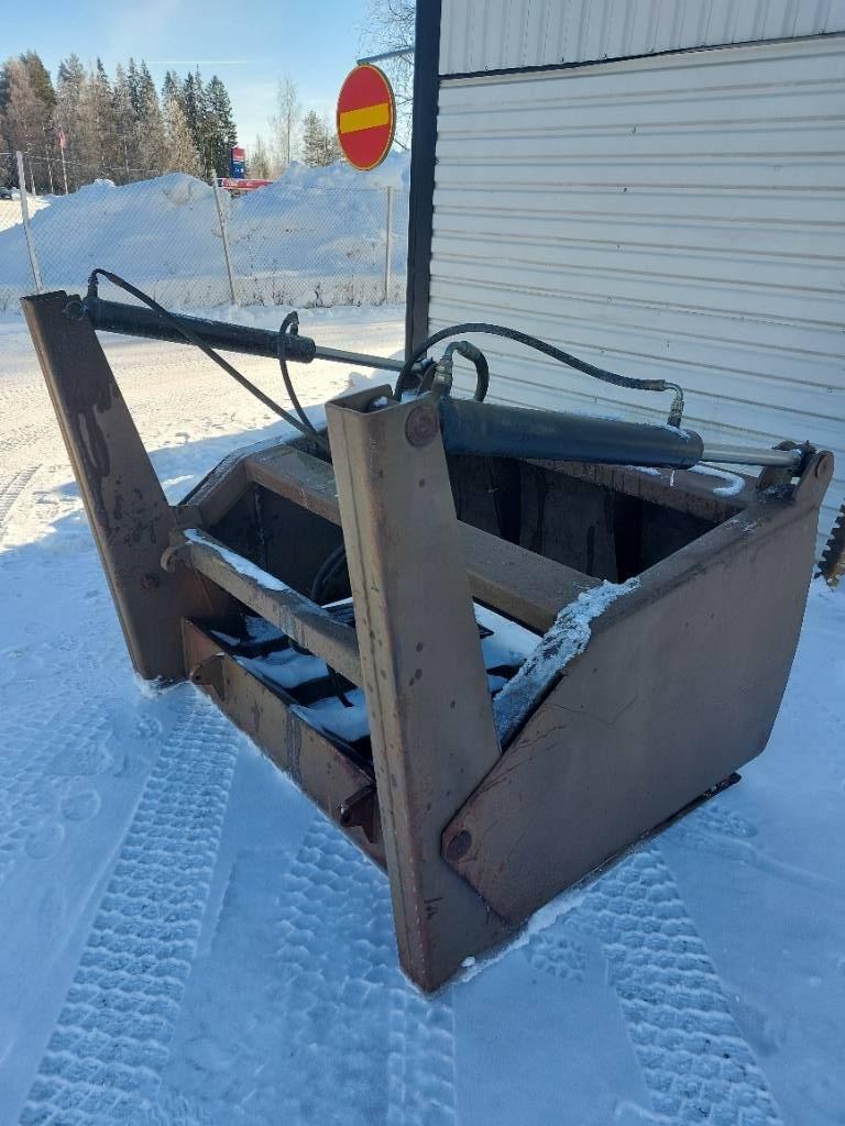  Seme rehuleikkuri 155 Accessori per pale frontali