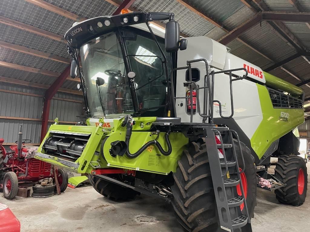 CLAAS Lexion 6700 Mietitrebbiatrici