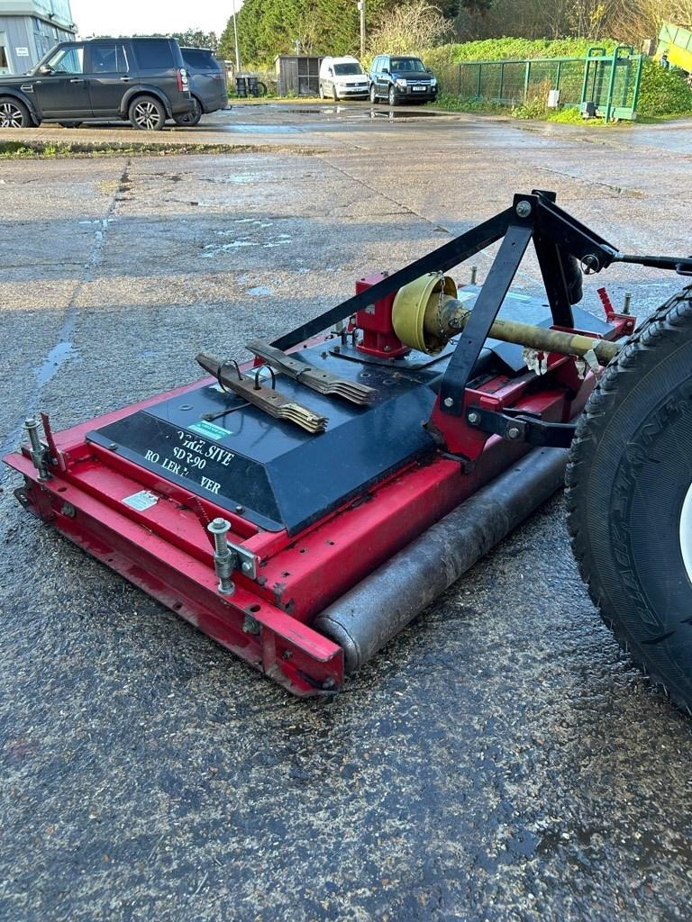 Progressive SDR-90 Mounted and trailed mowers