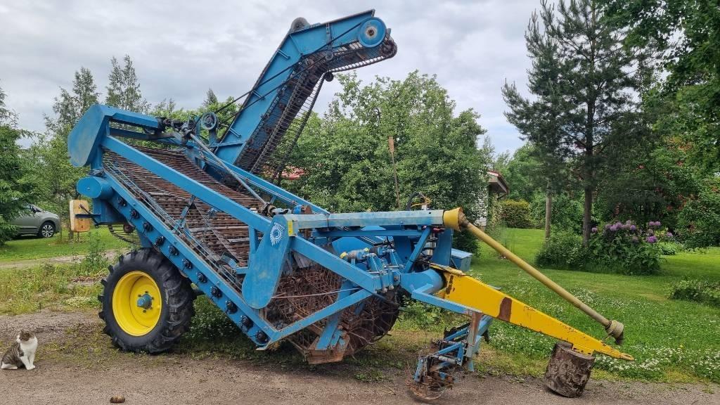 Edenhall 623 Rübenvollernter