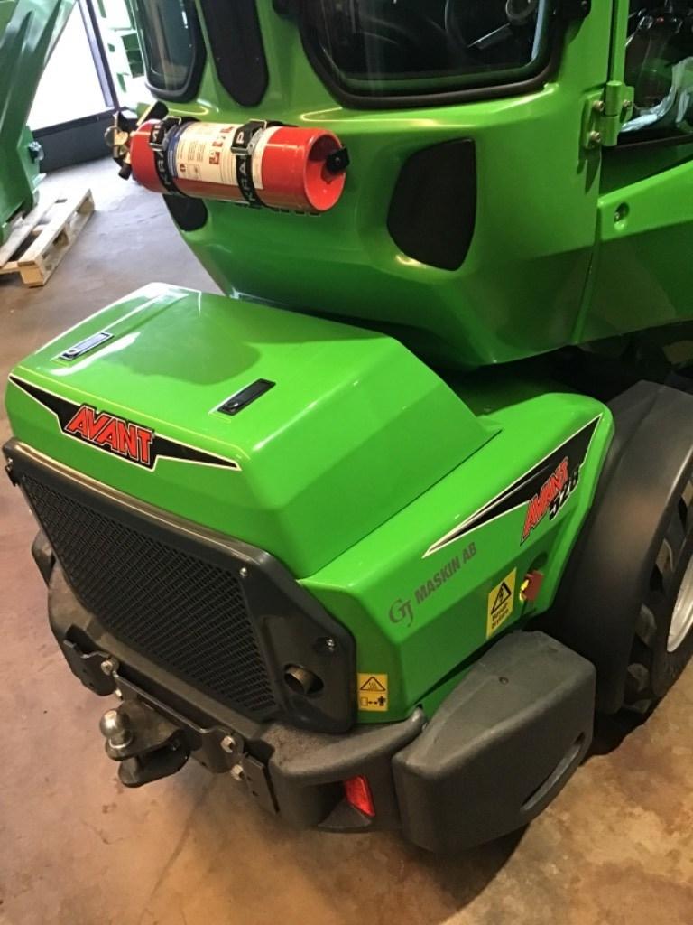 Avant 528 Skid steer loaders