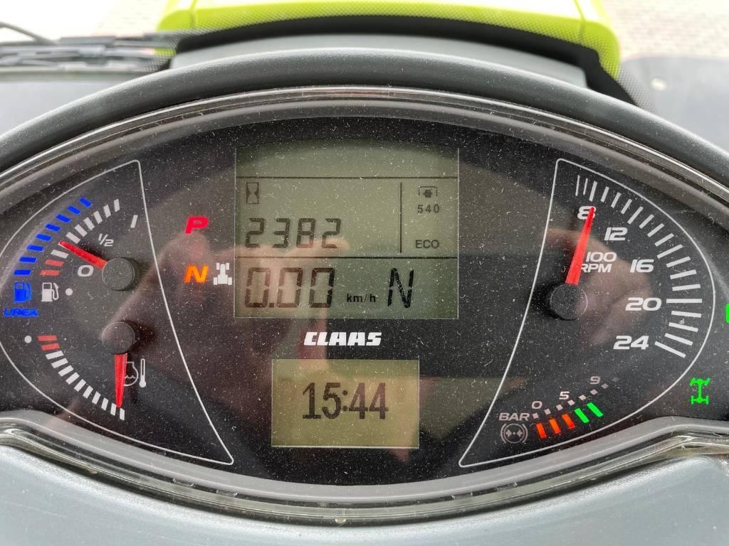 CLAAS Axion 870 Tractors