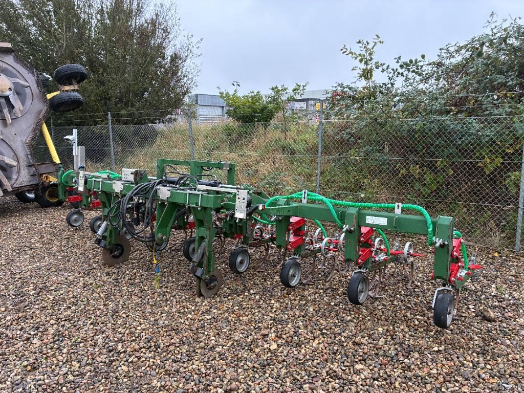 Thyregod TRV 8 Row crop cultivators